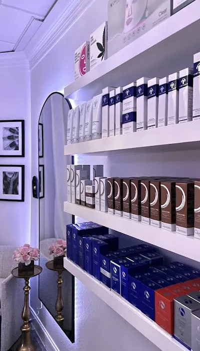 Posh Skin Lab Picture 2