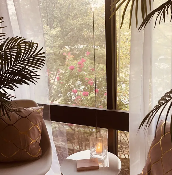 Arrglow Aesthetics Picture 2