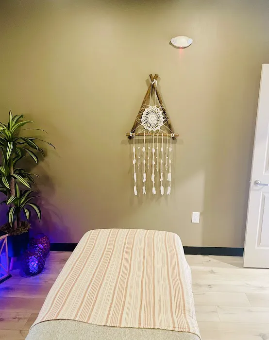 SKIN+BEAUTY House Organic Skin Spa Picture 4