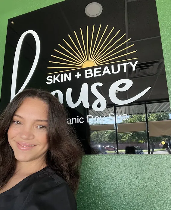 SKIN+BEAUTY House Organic Skin Spa Picture 8