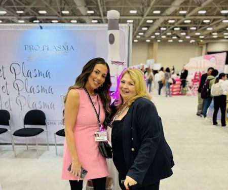 D D's Skincare, Jet Plasma, and Facials