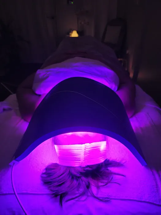 Everglow Acne & Skin Studio Picture 1