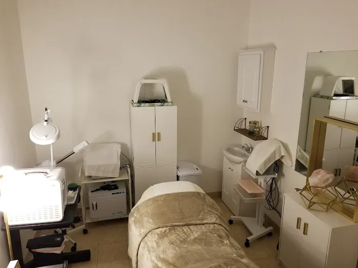 Salon Republic SkinSenergy Destiny kallay Picture 1