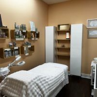 Anna Emmons Studio + Design + Aesthetics ico