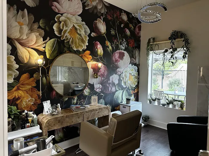 Anna Emmons Studio + Design + Aesthetics Picture 5