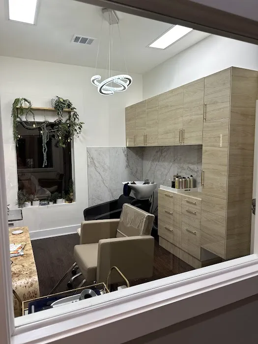 Anna Emmons Studio + Design + Aesthetics Picture 7