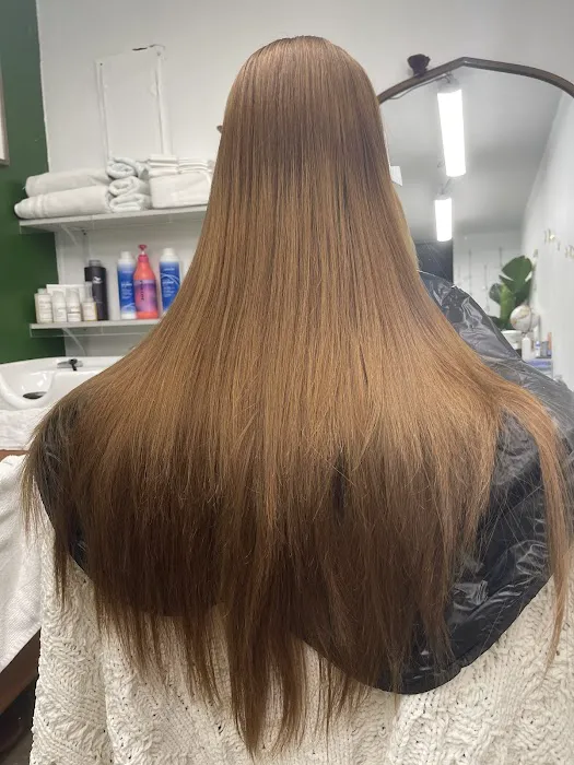 The Garden of Eden Hair, Skin & Nails Picture 1