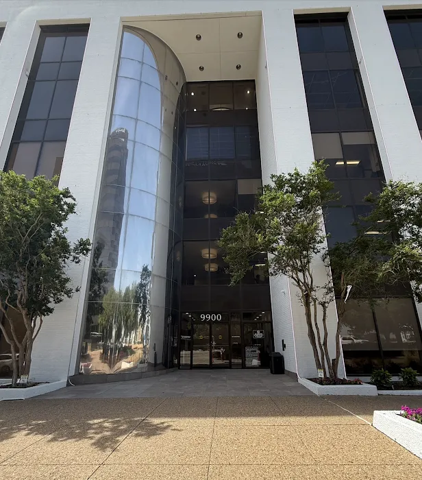 Saltbox Aesthetics + Apothecary Picture 3