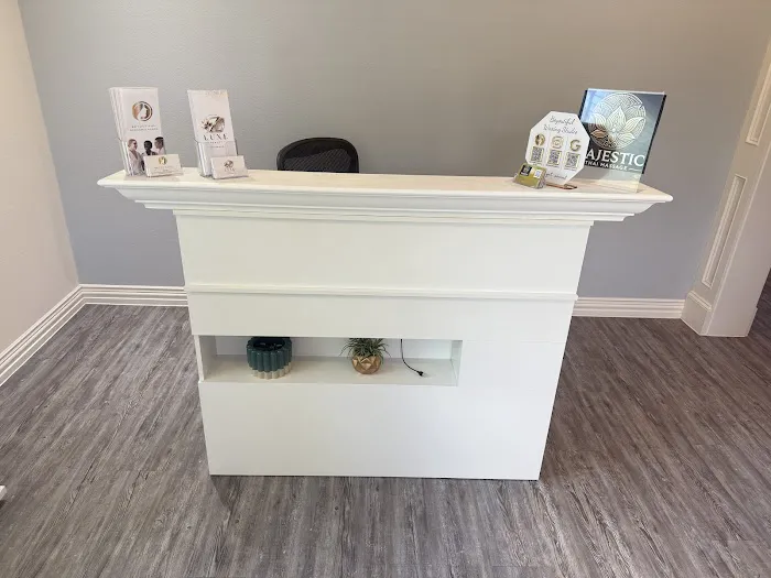 Z Luxe Beauty Skin Care Picture 3