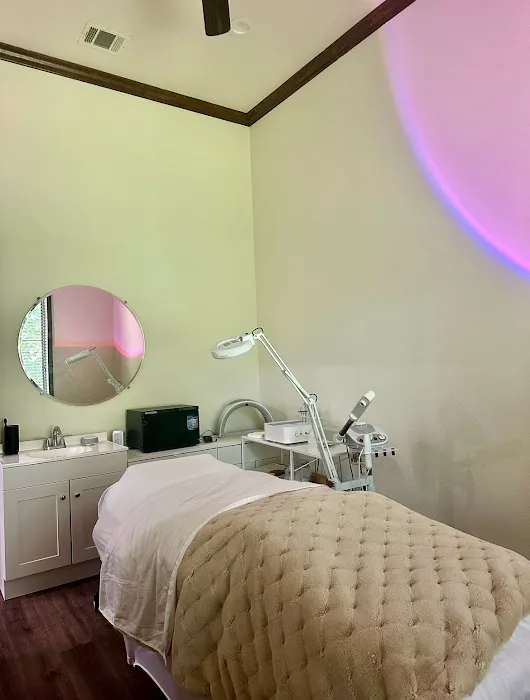 Amazon Aesthetics and Laser Picture 9