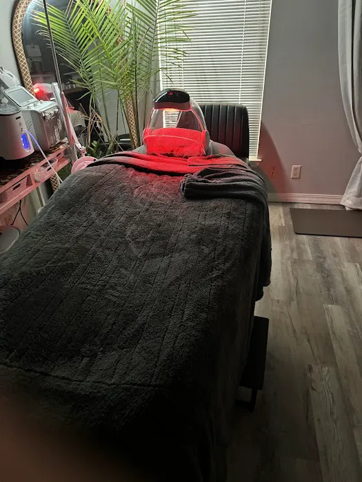 Naturally Beautiful Aesthetics and Electrolysis Picture 1