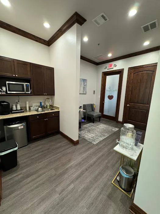 Clear Beauty Acne Clinic Picture 7