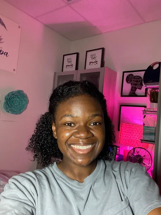 A Pretty Face Spa & Brow Bar Picture 7