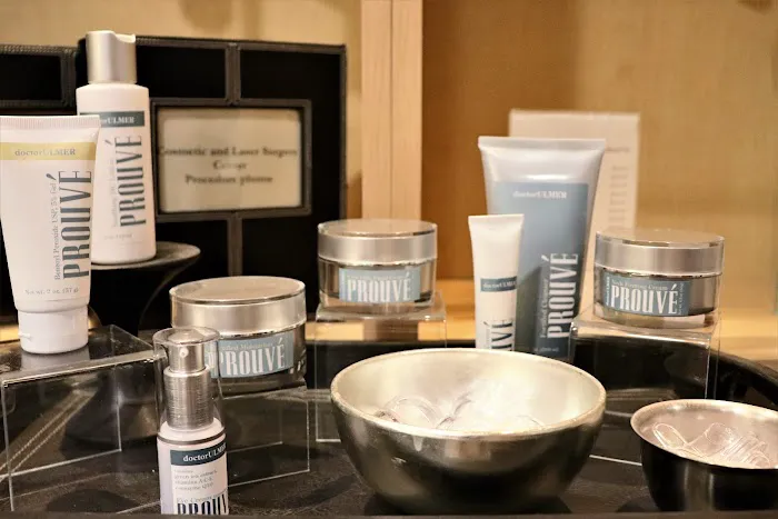 Ulmer and Wu Dermatology Picture 4