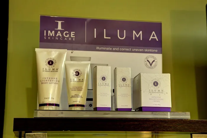 Polished Rx Skin Couture Picture 9