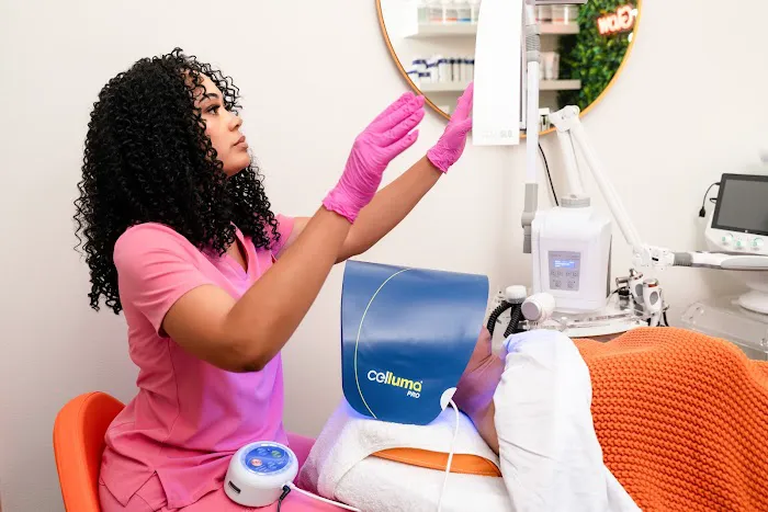 SummerGlow Skin Co. Picture 2