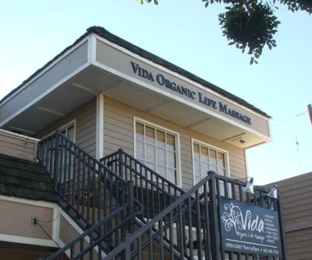 Skincare & Wellness with Vida