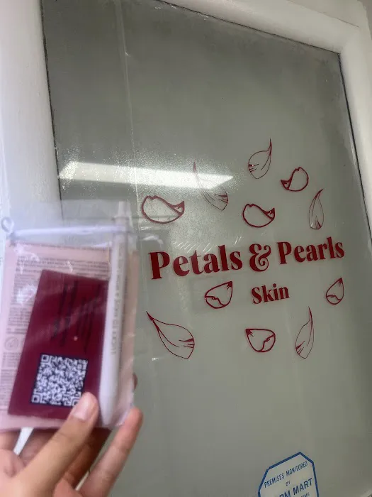 Petals & Pearls Skin Picture 2