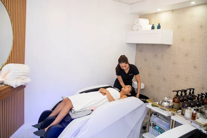 Faceworx Skin and Head Spa Picture 2