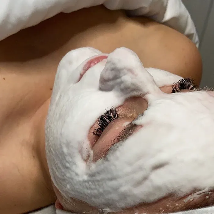 The Face Room Picture 3