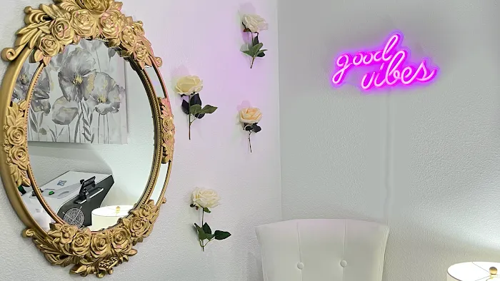 Spoiled Beauties Picture 6