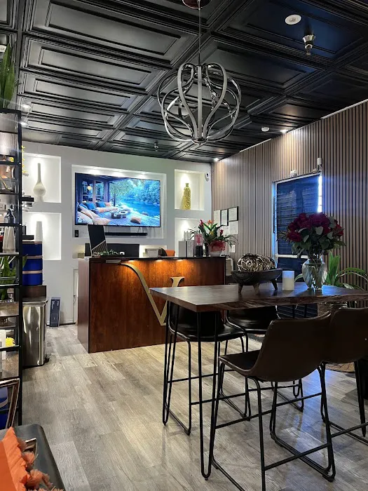 Luvinage Medical Skin & Headspa Picture 1