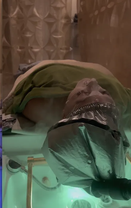 Luvinage Medical Skin & Headspa Picture 10