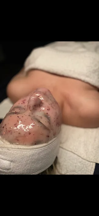 Piel Skin Lounge Picture 6