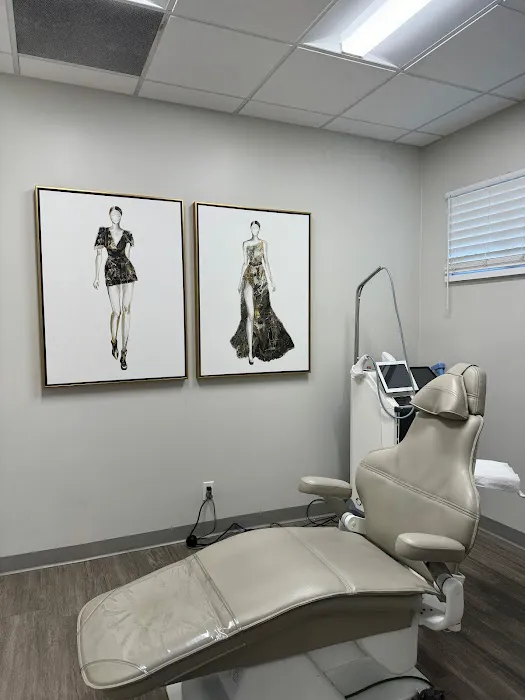 Iconic Skin Clinic- La Mirada Picture 3