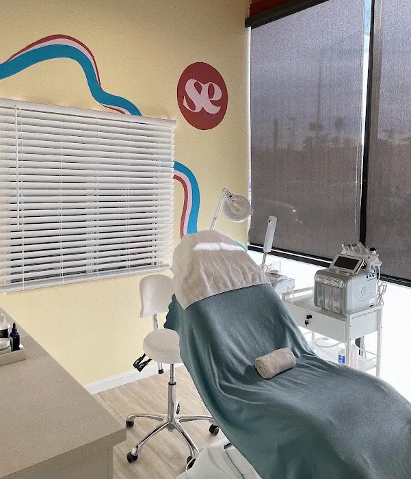 Skin Essentials Picture 2