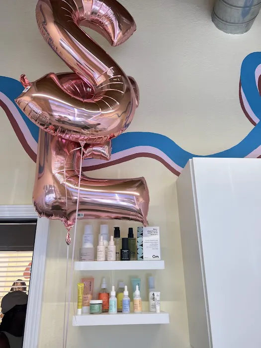 Skin Essentials Picture 8