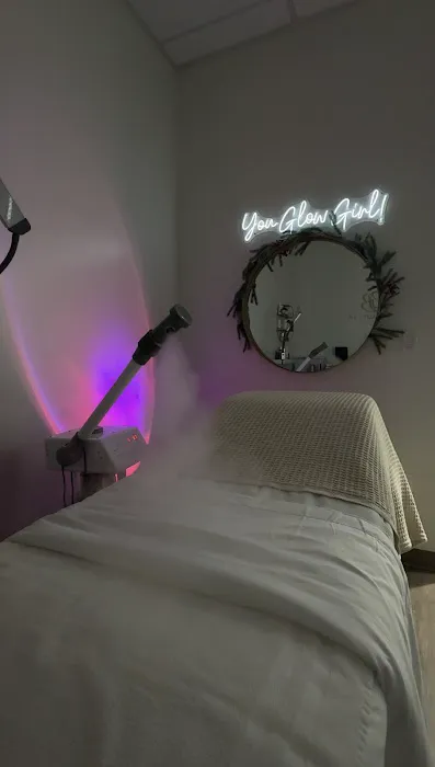 glowbeautyla Picture 3