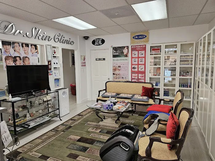 DR SKIN CLINIC_ACNE COSMETIC_Acne Treatments Picture 2