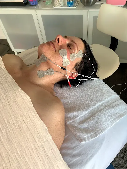 Sunset Skin Boutique Picture 10