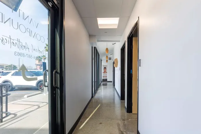 Vanity Compound Medical Aesthetics Picture 5