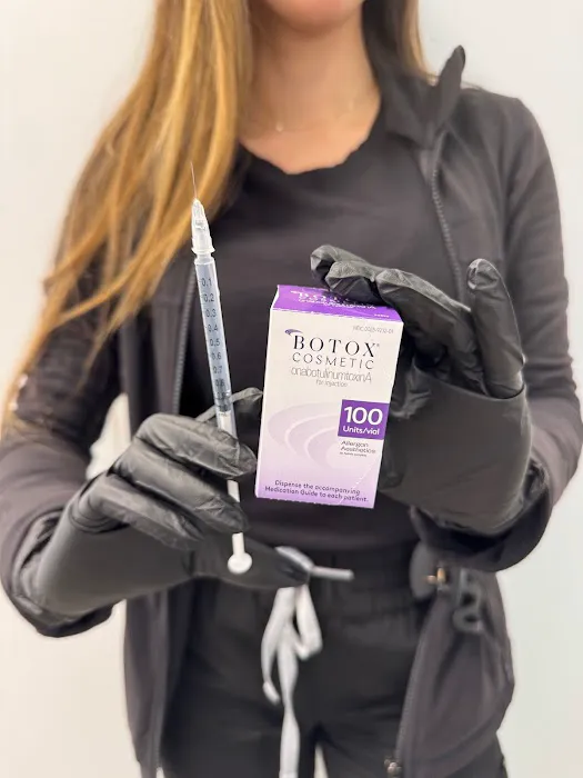 Vanity Compound Medical Aesthetics Picture 10