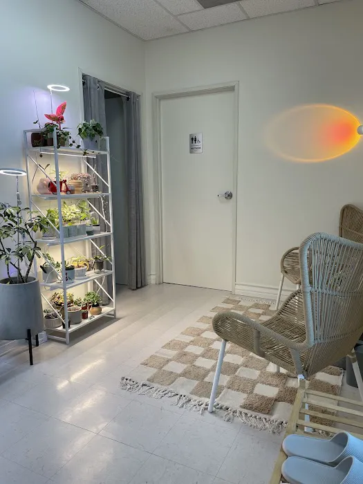 Dalbit Aesthetics Picture 1