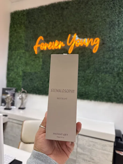 mia's Voupre Picture 4