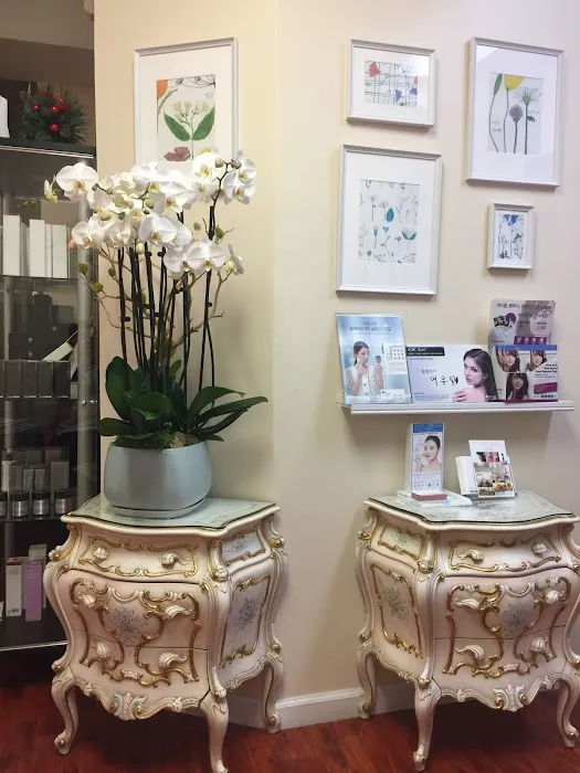 Hera Skin Body Picture 2