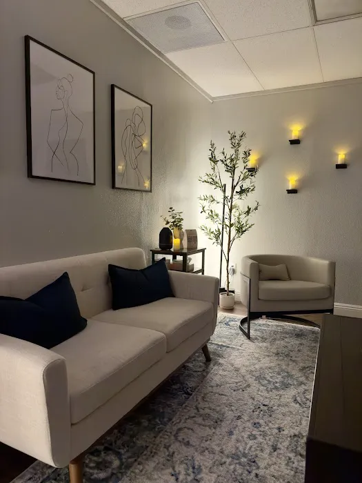 OC Face & Body Studio Picture 5