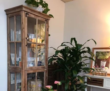 Face Skin Care by Sanae Christine