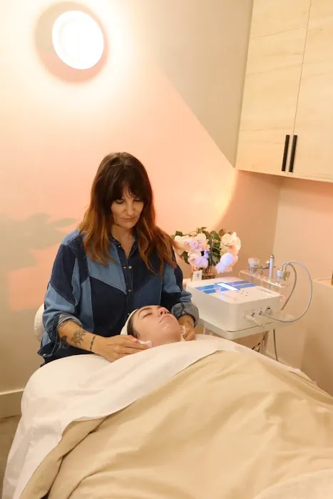 Katrina Urton Esthetics Picture 9