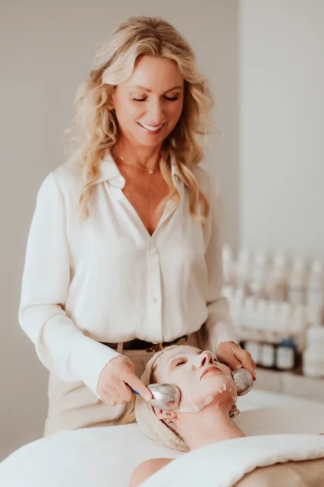 Inner Glimmer Skin Care and Wellness Studio Picture 4