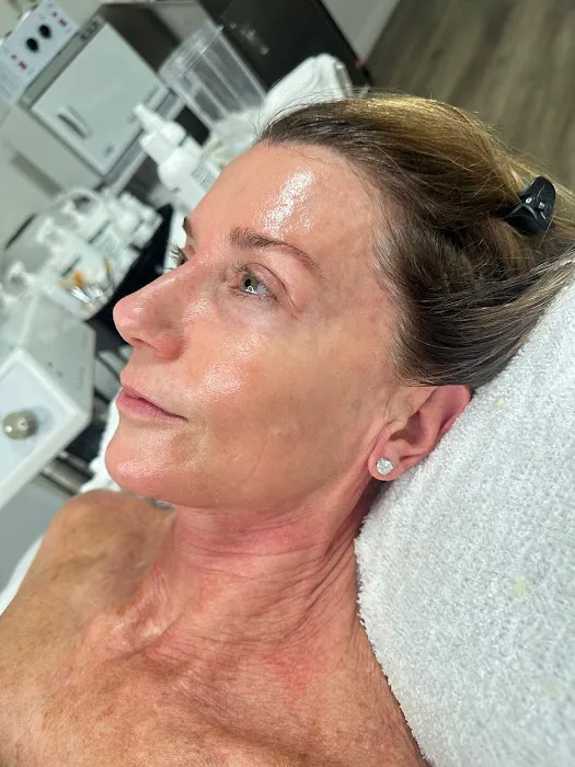 The moody lounge Picture 2