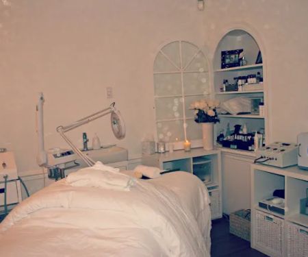 Heather Nicole Advanced Integrative Skincare