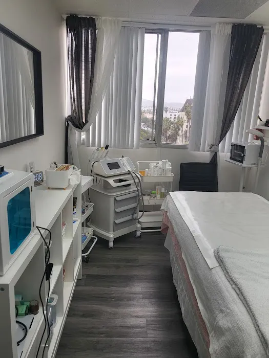 Trisha skin care Picture 4