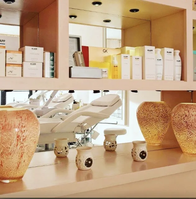 Facial Café, Skin Care Salon Picture 6