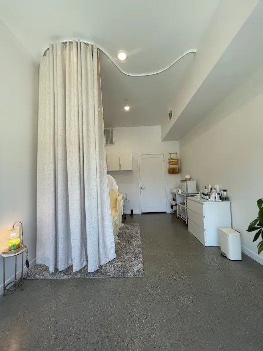 Revision Esthetics Picture 1