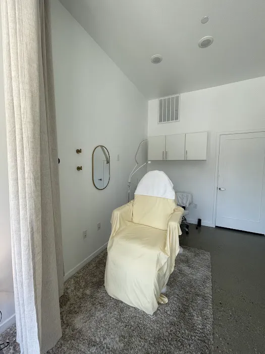 Revision Esthetics Picture 4