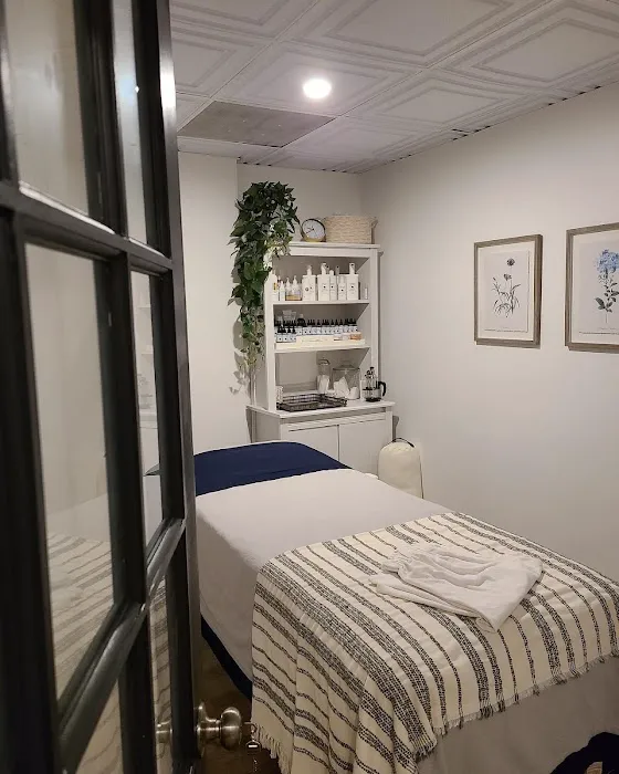 Laura Vera Skin Picture 4